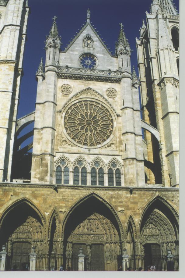 Fachada Catedral Len